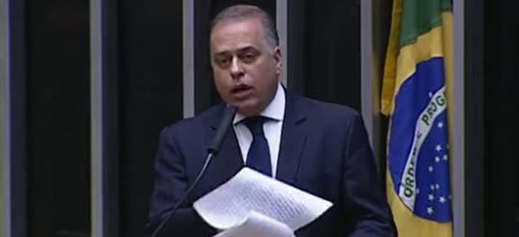 o deputado paulo abi ackel psdb mg fala na sessao de votacao da denuncia contra temer